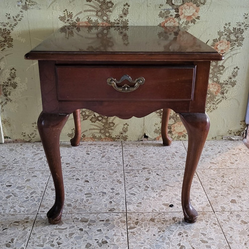 Antique Queen Anne Style Wooden Side Table with Drawer, 27x21x23 in