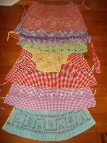Vtg-Mid Centruy 1950s 60s Kitchen Aprons Lot of 7 Collection Embroidered - Picture 1 of 8