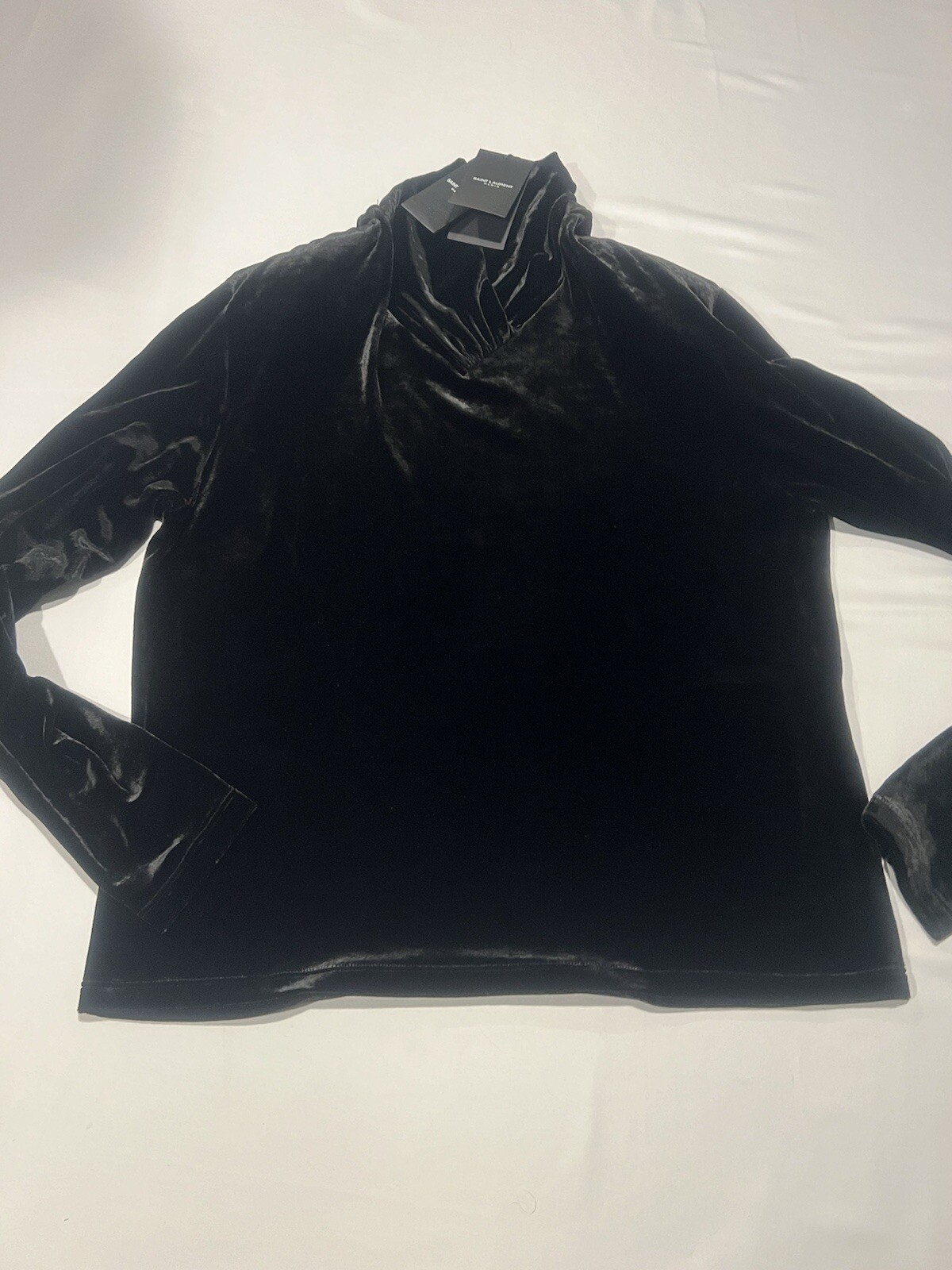 Saint Laurent Uomo Patch Spalla Velluto Girocollo. XL. $1390