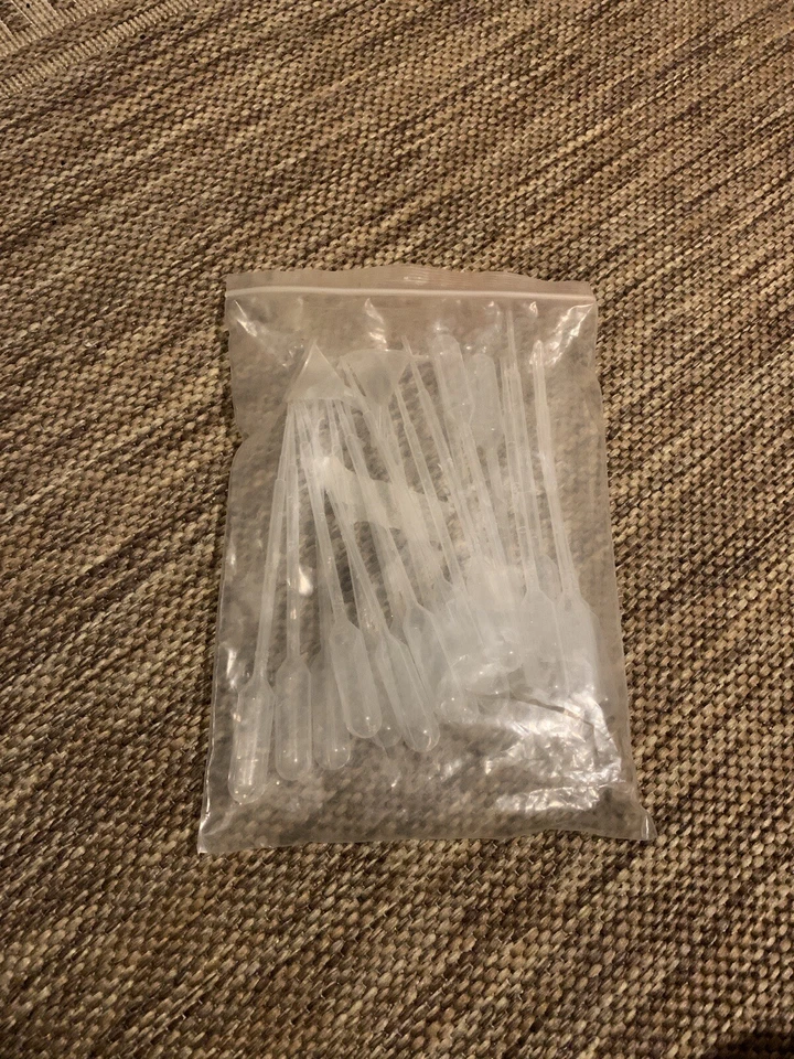 Lip Gloss Starter Kit - Image 4 of 4