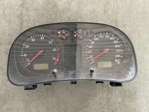 VW Bora Kombiinstrument Tacho 0263611002 1J0919861D
