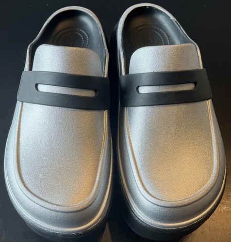 CROCS STOMP METALLIC LOAFER 210363-01V SILVER / BLACK US Woman Size 8 - Picture 3 of 6