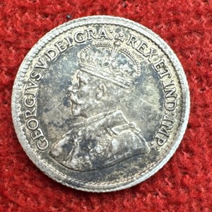 ✨ Storage Find ✨ 1915 Canada 5 Cents Silver Coin King George V Canadian Nickel