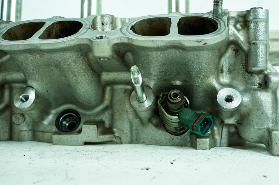 06-08 Lexus IS250 IS350 OEM 2.5L V6 24V DOHC pasajero derecho culata 1042 Foto 3 de 4