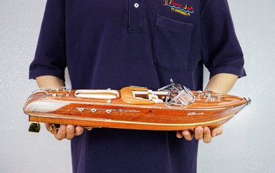 Wooden Model Ship Speed Boat Riva Aquarama 21'' 53cm