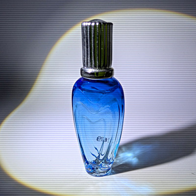 P&G Prestige Beaute Eau de Toilette Miniature Blue Glass Bottle 4 ml 