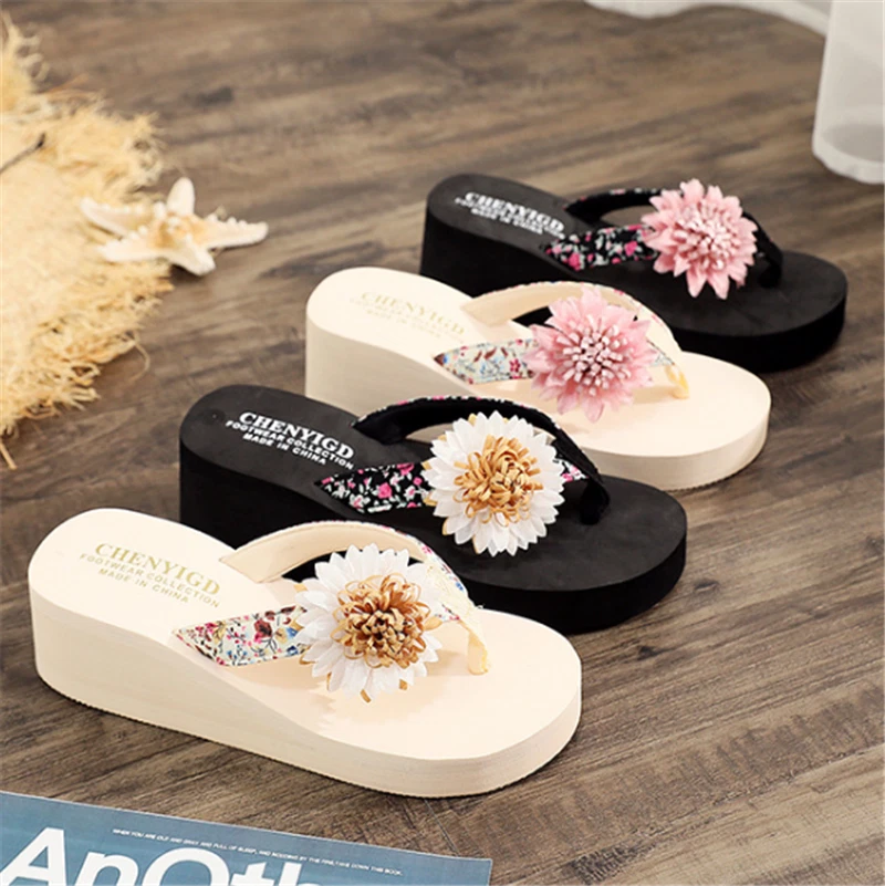 Summer chappal best sale collection