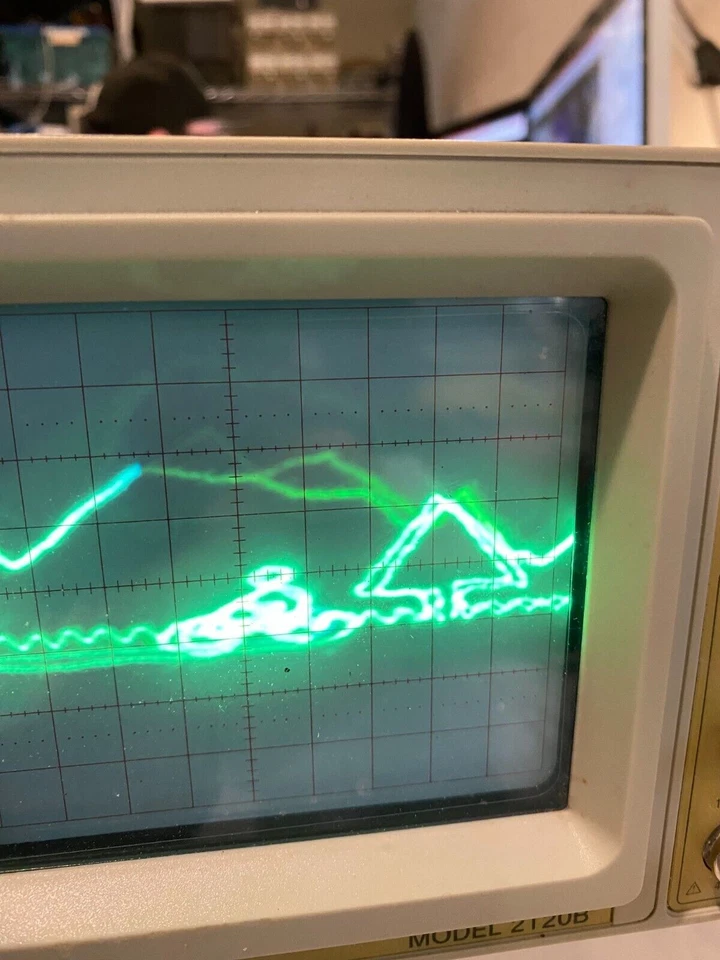 BK PRECISION 20MHZ OSCILLOSCOPE 2120B NO PROBES - Image 2 of 4
