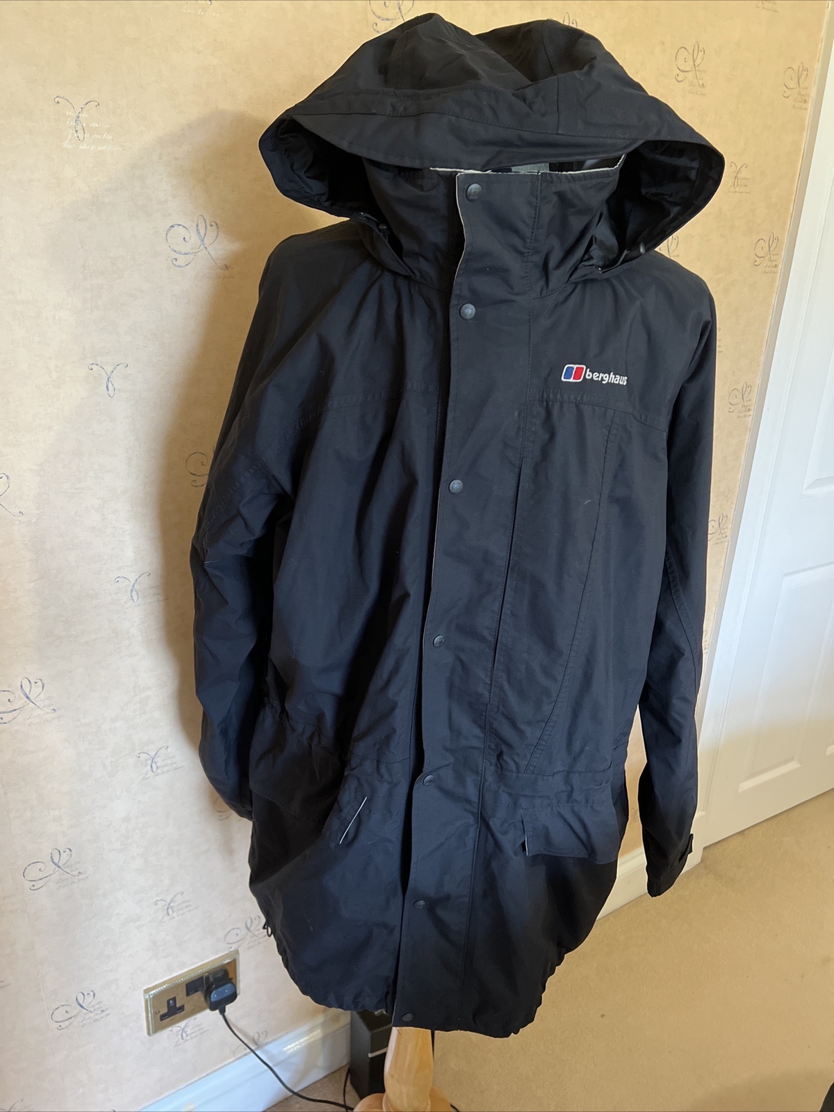 BERGHAUS Aquafoil Waterproof XxL Black 3 In 1 No Fleece 56 Ch Faulty