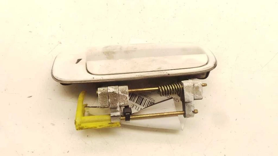 92 93 94 95 96 manija de puerta exterior trasera izquierda Toyota Camry blanca Foto 2 de 4