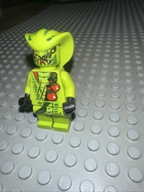 LEGO Lasha Minifigure Red Vials Ninjago Villain njo051 9562 9447