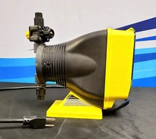 LMI/Milton Roy Chemical Metering Pump - 1 GPH / 110 psi / 120 VAC: AA151-398SI