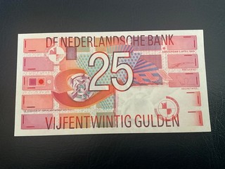 25 Netherlands Gulden banknote dated 5/5/89