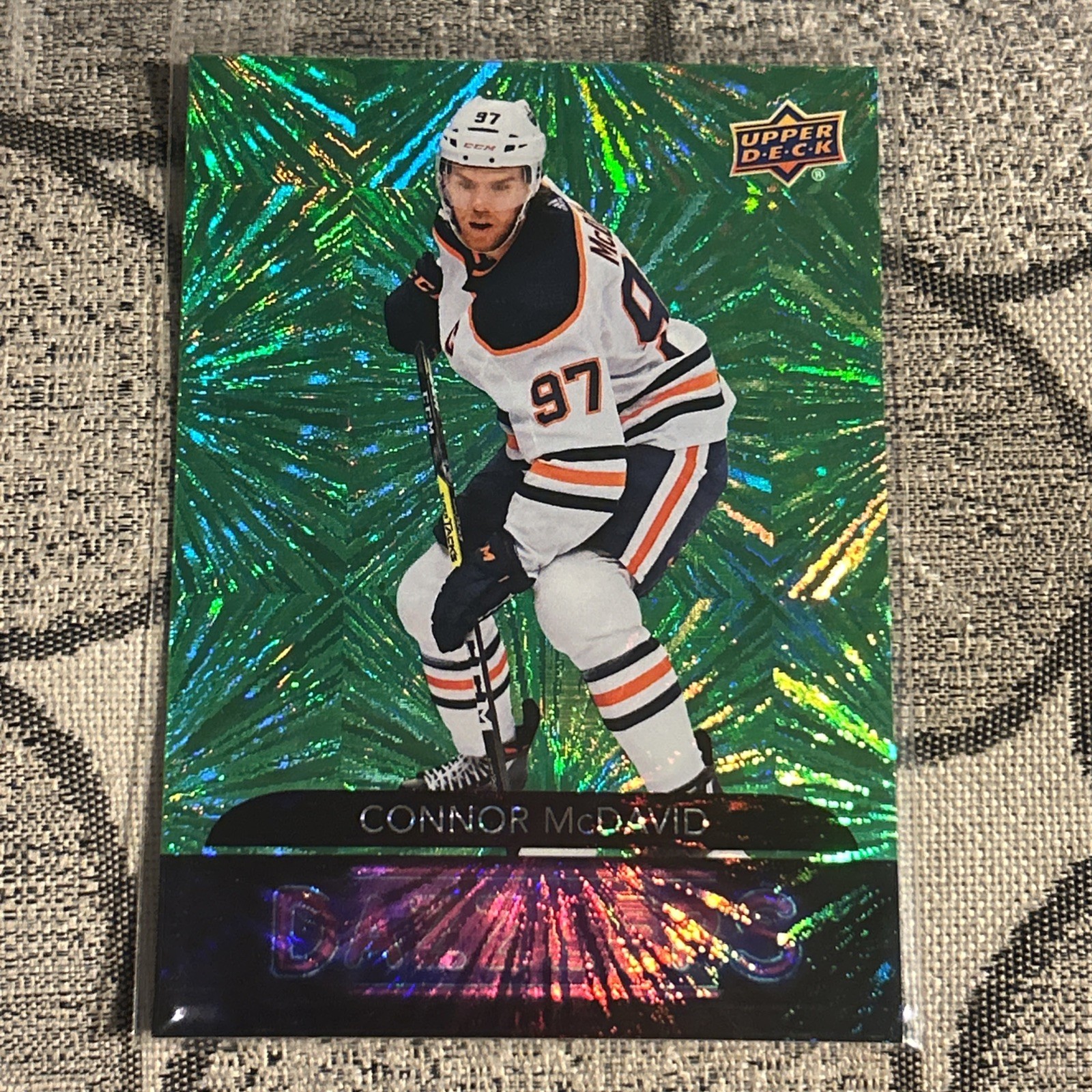 2020-21 Upper Deck Connor McDavid Green Dazzlers Oilers DZ-18