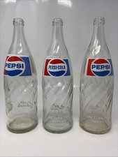 Lot Of 3 Vintage LARGE PEPSI COLA SWIRL ACL BOTTLE QT 32 OZ. Money Back Bottles.