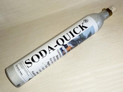neuer SodaStream Kohlensäurezylinder für Wassersprudler 425g · voll