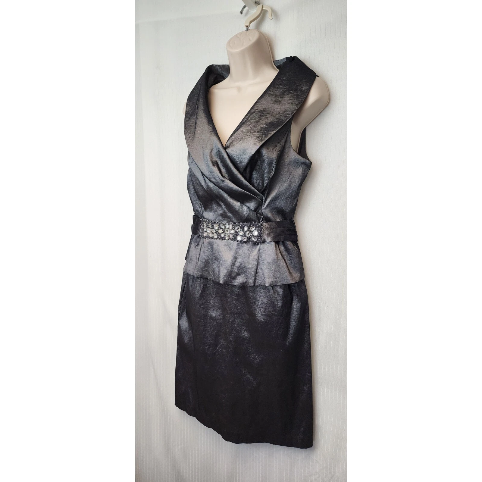 VETEMENTS Nero scialle scollo senza maniche paillettes accento argento metallizzato lunghezza ginocchio taglia 14