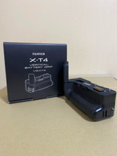 Fuji Fujifilm VG-XT4 Vertical Battery Grip for X-T4 from Japan Used