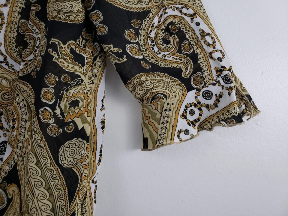 (O4) Blusa Essentials by Milano Mujer Talla L Beige Botón Transparente Cachemira Foto 3 de 4