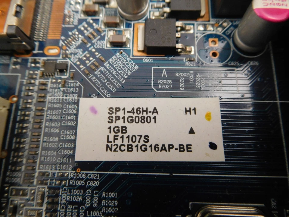 VisionTek ATI Radeon VT 5450 1GB PCI-E 2.1 x16 VT-400614HK Video Graphics Card - Image 3 of 4