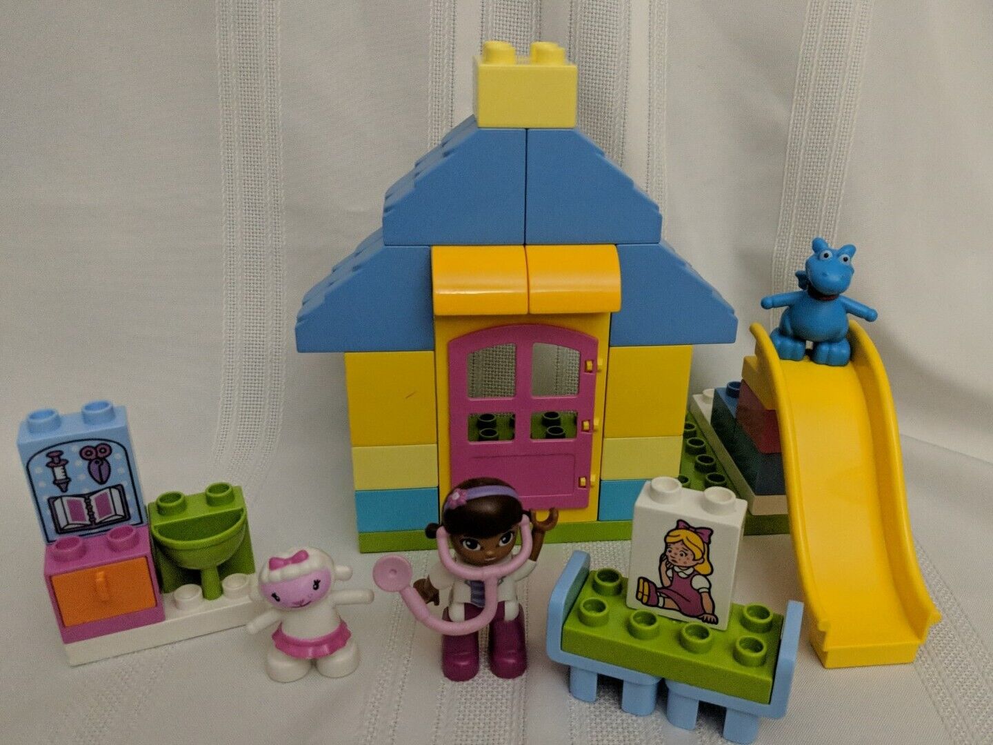 Picture 1 of 4