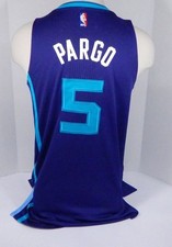 2014-15 Charlotte Hornets Jannero Pargo #5 Game Issued Blue Jersey DP05897
