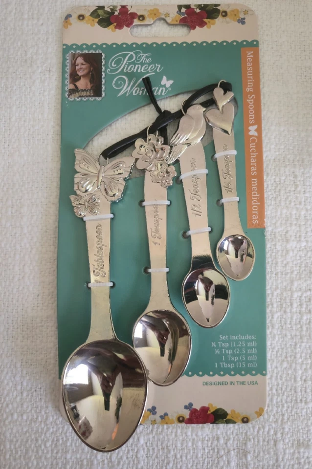 Conjunto de colher de medição Pioneer Woman e 2 conjuntos de tigelas de medição de grés molhadas/secas - Imagem 2 de 4