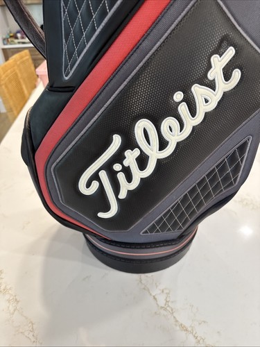Titleist Den Caddy 23” Black and Red TA20ACDC-006 September 2021 Good Condition - Picture 3 of 18