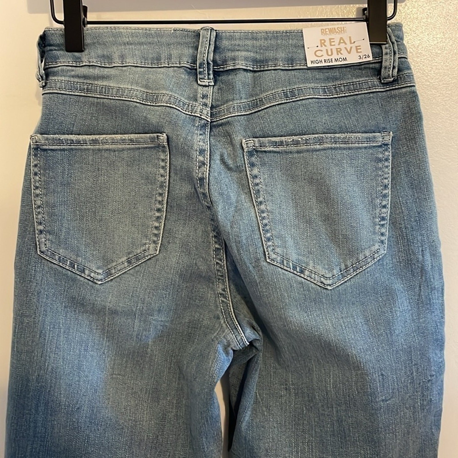 Rewash High Rise Distressed Mom Jeans 3 / 26 NWT