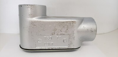THOMAS & BETTES LB67 2'' CONDUIT BODY WITH GASKET AND COVER, BLUE KOTE, NNB