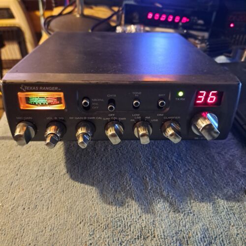 CB RADIO TEXAS RANGER TR 966 AM SSB 40CH With Chrome Mic Set - Picture 1 of 9