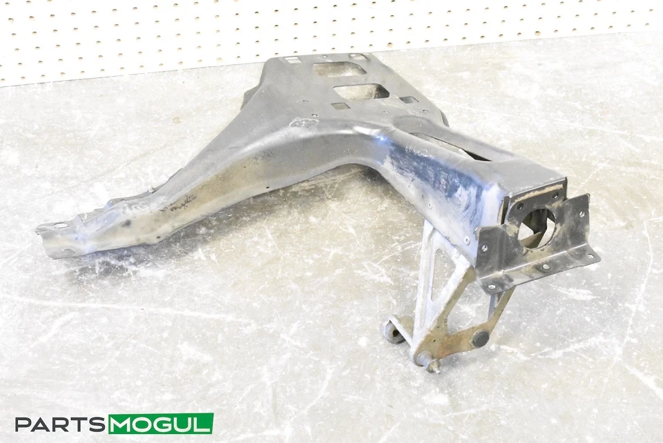 03-06 RANGE ROVER FRONT LEFT BUMPER FENDER SUPPORT BRACKET OEM - Image 4 of 4