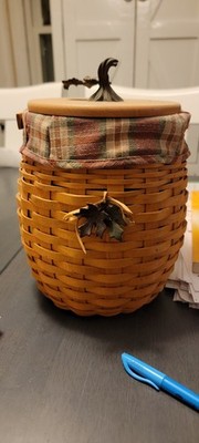Longaberger Collector's 2000 October Fields Basket with Metal Leaf Handle Lid