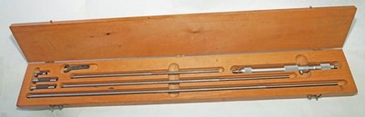 Starrett 200-800 mm Solid Rod Inside Micrometer Kit 124-MC