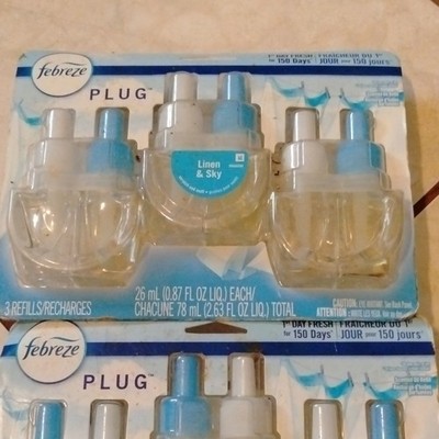 2 units Febreze Plug Scented Oil Refill Linen & Sky 3-Pack, 0.87 fl oz Each