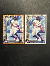 2025 Topps Vladimir Guerrero Jr. Gold Holiday Lights/Base Holiday #H66 Blue Jays