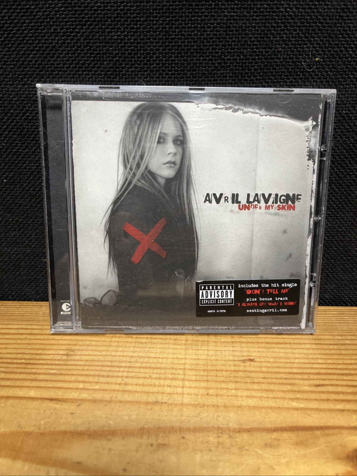CD: Avril Lavigne - Under My Skin inc Bonus Track I Always Get What I Want