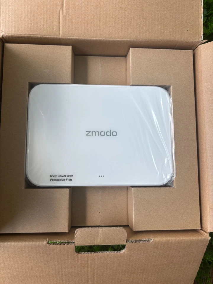 Zmodo 8-Channel Network Video Recorder (NVR) with HD WiFi IP Cameras, New - Image 3 of 4