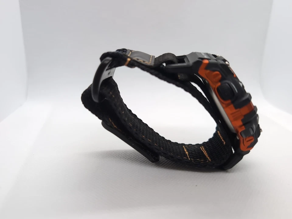 Reloj Dakota Doble Zona Horaria Acero Inoxidable 350 Pies Resistente al Agua Para Hombre Foto 3 de 4