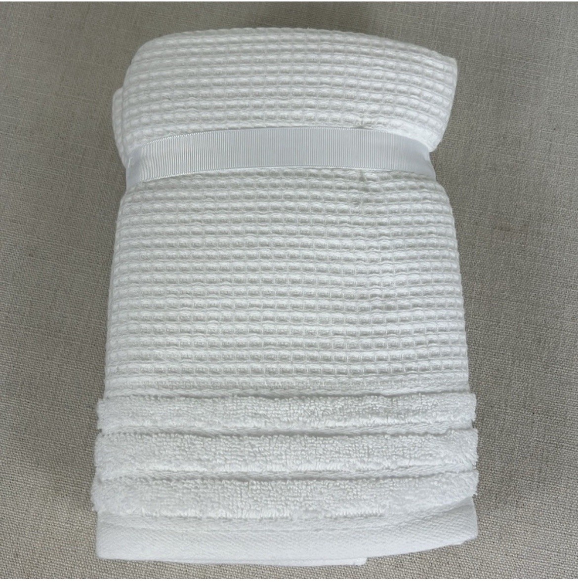 HOTEL BALFOUR Bath Hand Towels 100% Cotton White Textured SET OF 2 NEW