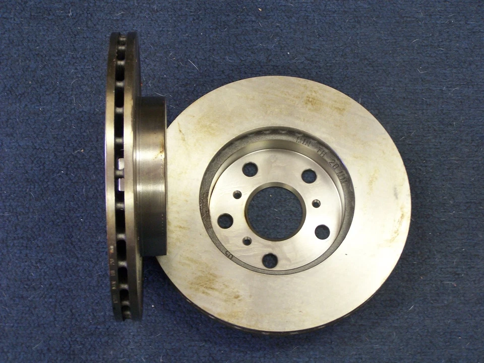 Juego de rotor delantero italiano Qualitee R79760 para Toyota Celica Foto 4 de 4