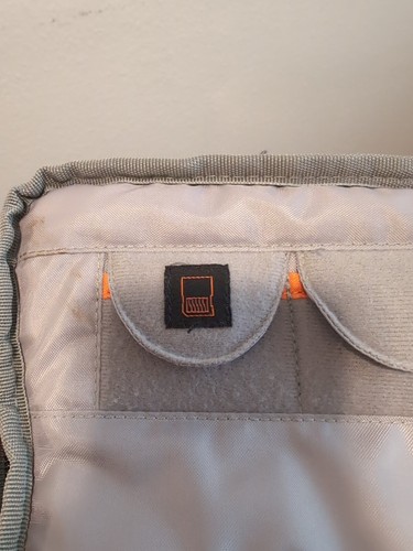 Lowepro Fastpack BP 250 AW II Backpack Camera Bag for DSLR Shoulder Strap Black - Picture 7 of 14