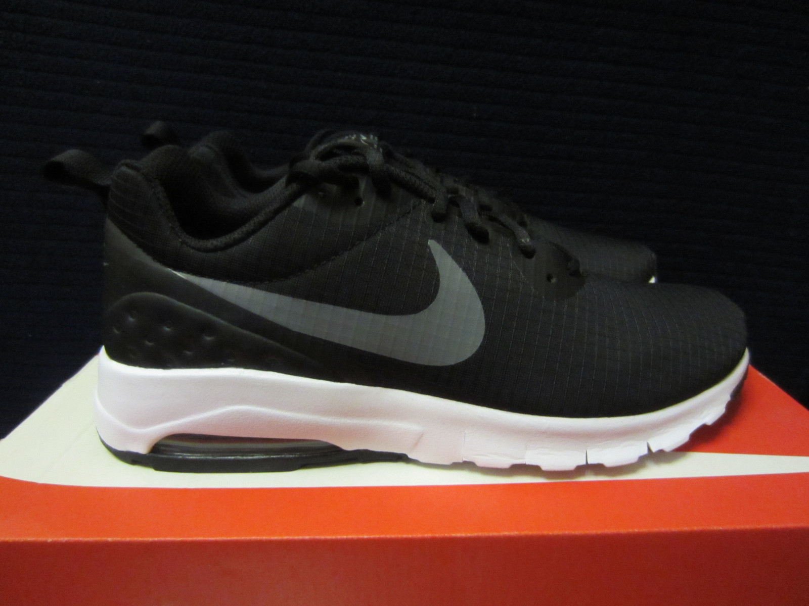 nike air max motion lw herren schwarz