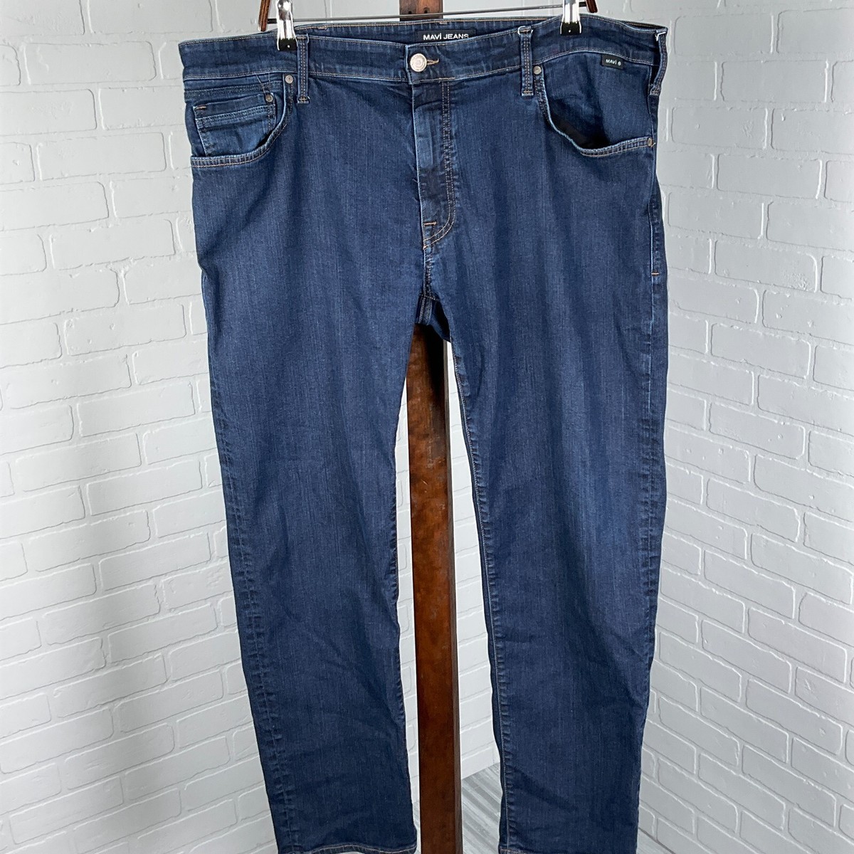 Mavi Men's Zach Straight Leg Jeans In Medium Blue Wash - View #3
