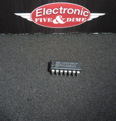 MC14023BCP Motorola NAND Gate  3-Func 3-Input  PDIP14   IC