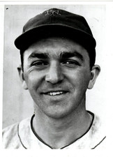 4 BLACK & WHITE 8x10 PHOTOS of NEW YORK GIANTS & NEW YORK YANKEES - MICKEY WITEK