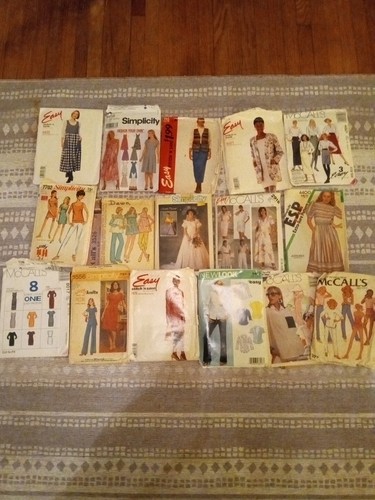 Lot Of 16 Assorted Patterns Size 8/10 - 第 1/4 張圖片
