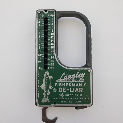 Fisherman's Langley De-Liar Model 228 28lb Scale 40 Tape Measure Black Vintage