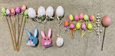 Easter Picks & Wreath Making   Mixed Lot of 25   Some Vintage   Bunny  Eggs