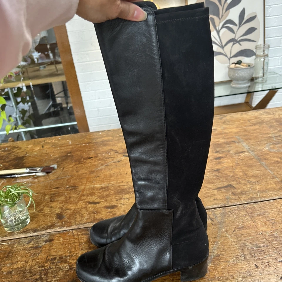Bota Stuart Weitzman 5050 couro altura do joelho preta tamanho 7m - Imagem 3 de 4